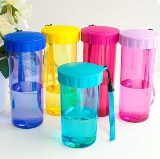 四種被子喝水很危險，你知道嗎？塑料杯篇