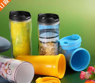 雙層廣告杯廠(chǎng)家直銷(xiāo) 220克重插卡紙塑料杯，定制您的專(zhuān)屬?gòu)V告載體